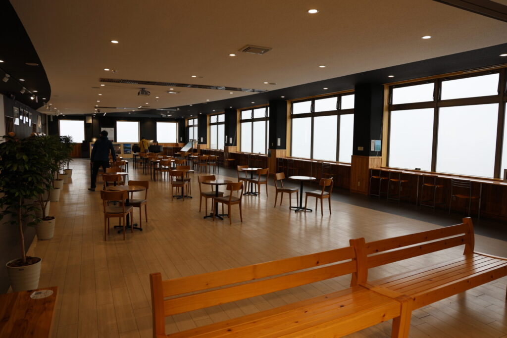 美幌峠レストハウス2階の展望室からの眺め